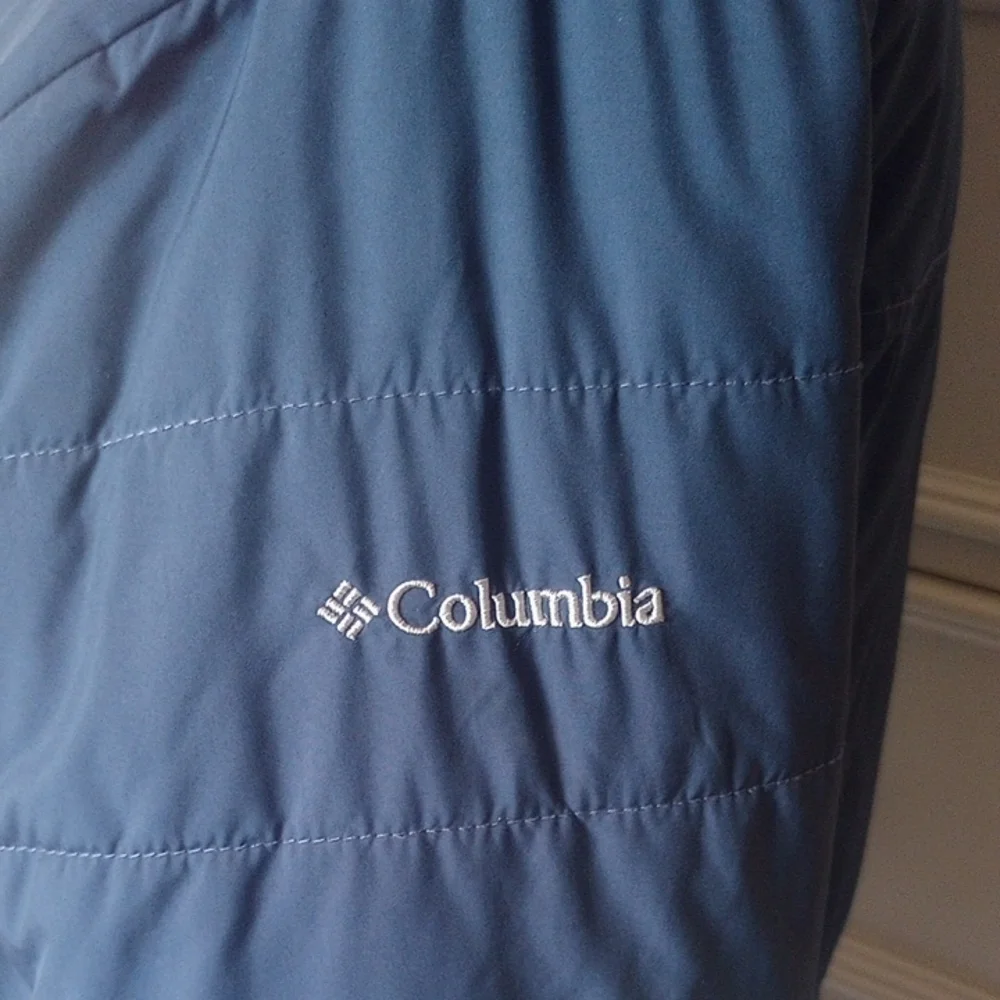 Columbia Blue Puffer Jacket with Fur-Trimmed Hood - Picture 2 of 8